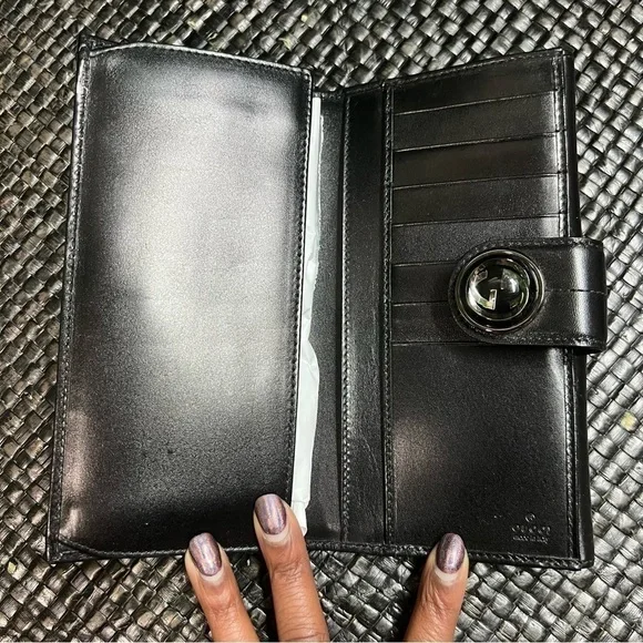 GUCCI | Galaxy Wallet - Picture 5 of 13